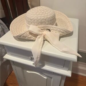 Nine West Cream Woven Hat with Bow